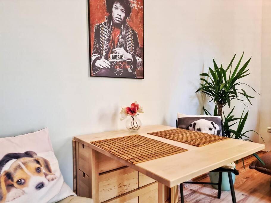 Magic-Trio-Apartment-Im- Zentrum-Von-Wien Exteriér fotografie